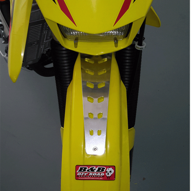 B&B FRONT MUDGUARD BRACE