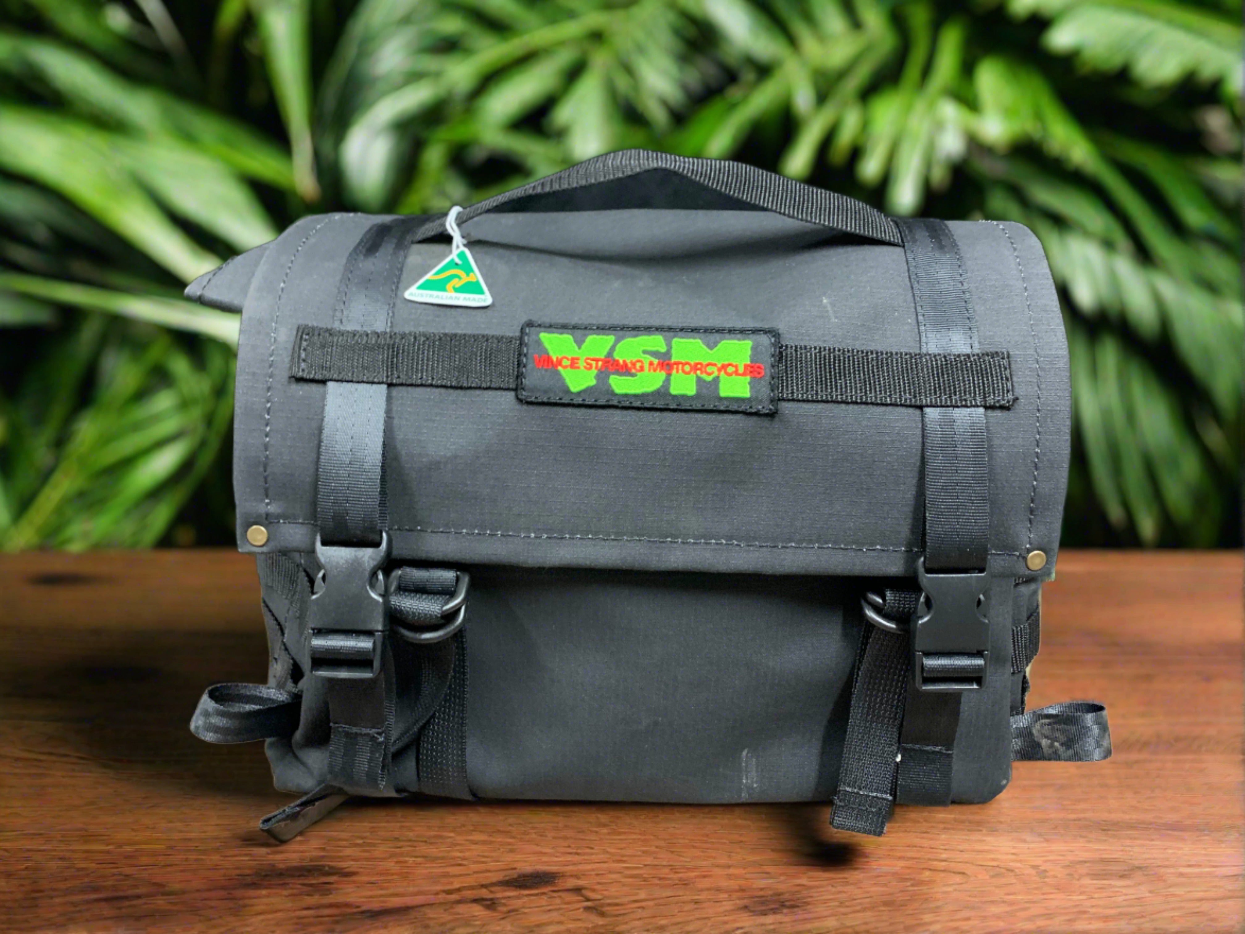 VSM NAZ LARGE TOP BAG BLACK